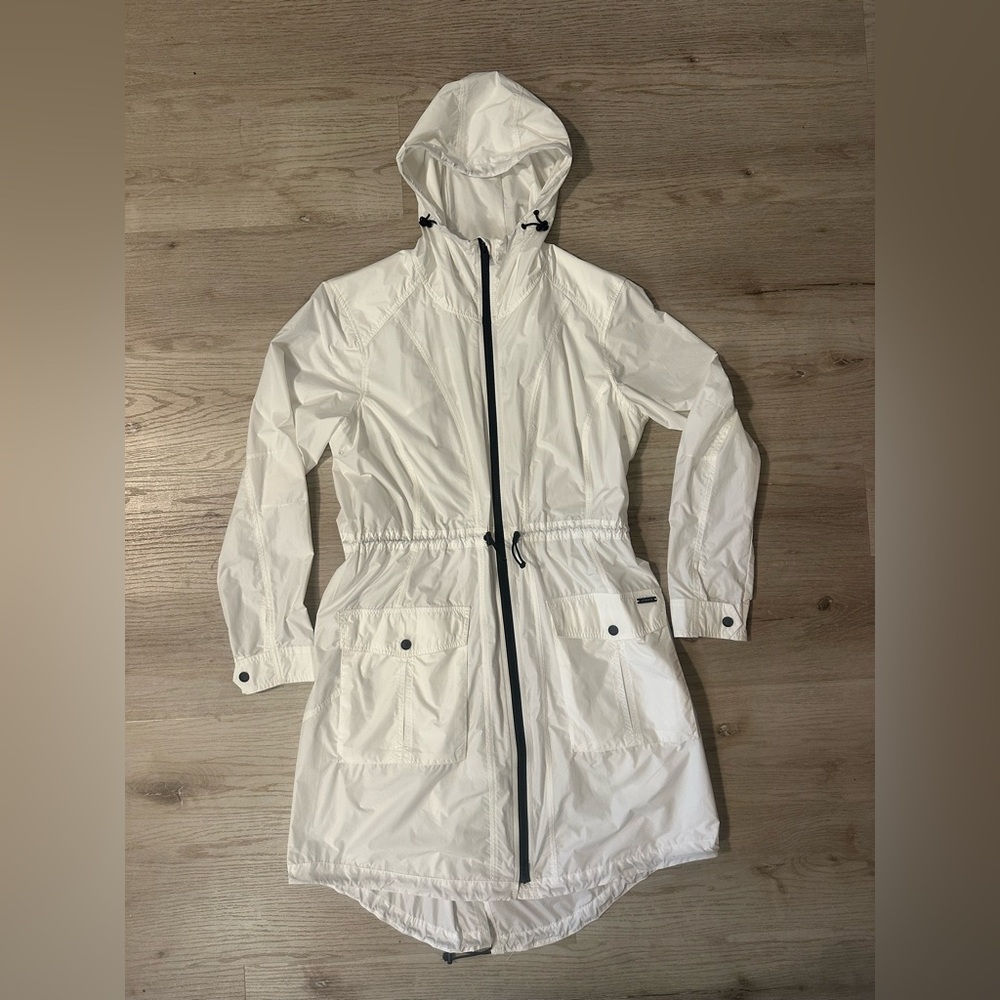 Athleta City Slicker Rain Jacket with Hood - Picture 3 of 7